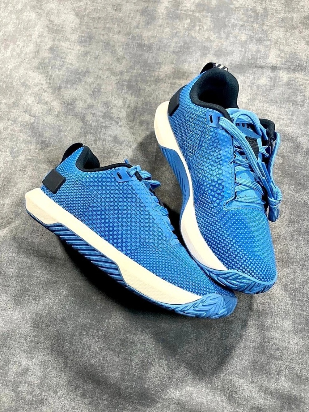 NOBULL Athletic Sneakers Blue & Cream US 6